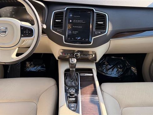 Used 2019 Volvo XC90 T6 Momentum w/ Protection Package Premier AWD/4WD image 26