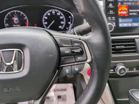 Used 2019 Honda Accord EX-L image 18