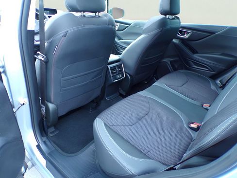 Used 2023 Subaru Forester Premium AWD/4WD image 18