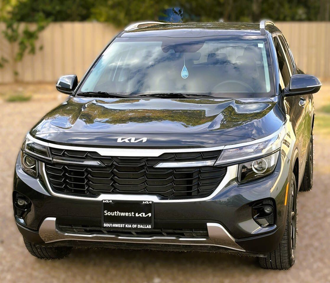 Used 2025 Kia Seltos EX FWD image 1