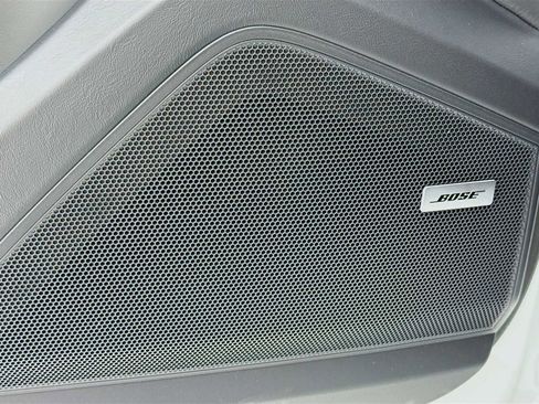 New 2026 Porsche Cayenne E-Hybrid image 12