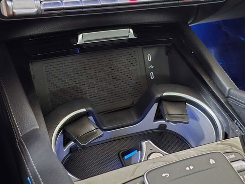 Certified 2025 Mercedes-Benz GLS 450 4MATIC image 41