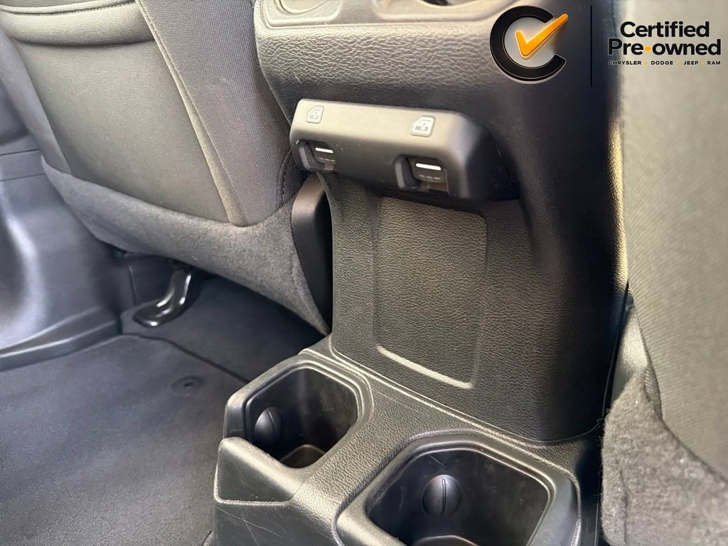Certified 2022 Jeep Wrangler Unlimited Sport AWD/4WD image 22