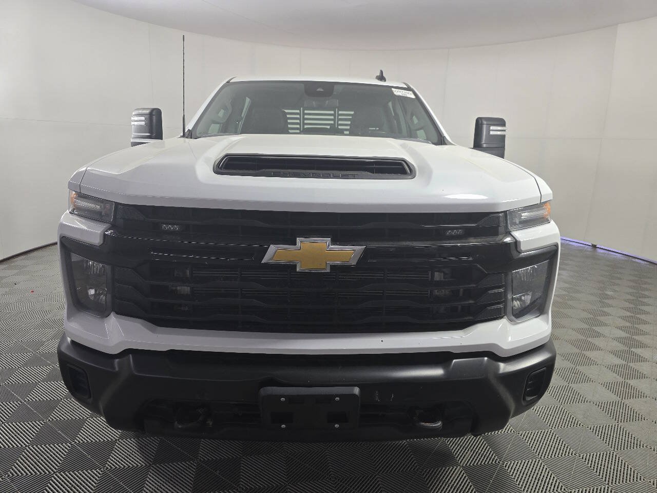Used 2024 Chevrolet Silverado 2500 W/T w/ WT Fleet Convenience Package AWD/4WD image 4