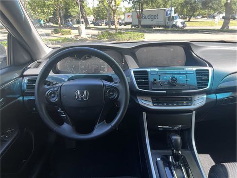 Used 2014 Honda Accord Sport image 13