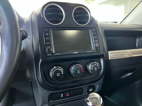 Used 2017 Jeep Compass 75th Anniversary w/ Power Value Group FWD image 15