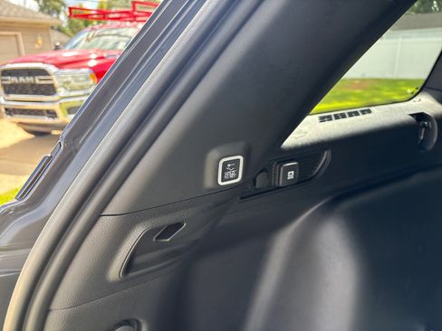 New 2025 Jeep Grand Cherokee Laredo X w/ Luxury Tech Group I image 22