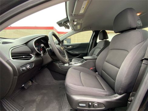 Used 2023 Chevrolet Malibu LT image 10