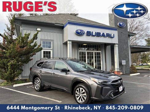 Used 2025 Subaru Outback Premium image 1