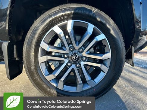 New 2026 Toyota 4Runner Limited image 32