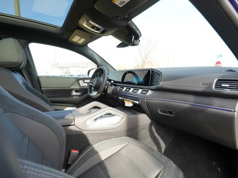 New 2026 Mercedes-Benz GLE 53 AMG 4MATIC Coupe image 48