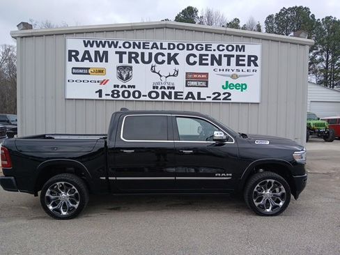 Used 2019 RAM 1500 Limited image 2