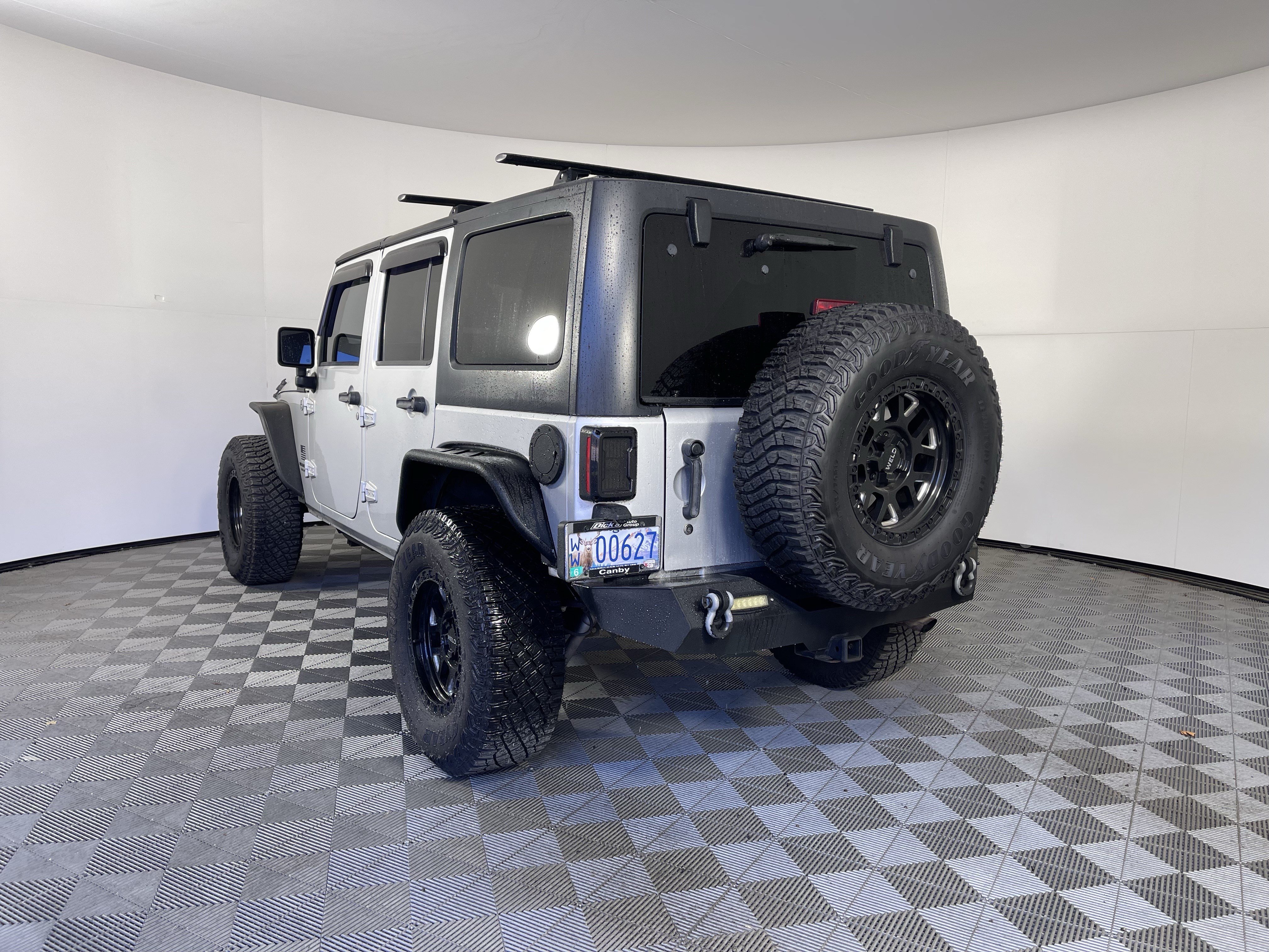 Used 2012 Jeep Wrangler Unlimited Sport AWD/4WD image 3