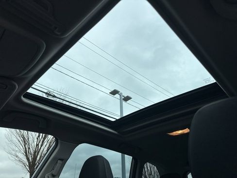 Used 2021 Subaru Forester Premium image 10