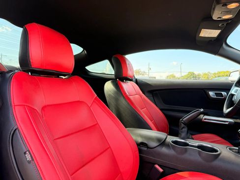Used 2019 Ford Mustang Coupe w/ Equipment Group 101A RWD image 27