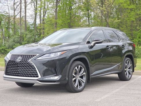 Used 2022 Lexus RX 350L FWD w/ Premium Package image 4