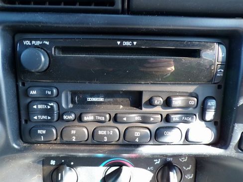 Used 1998 Ford Explorer Limited image 18