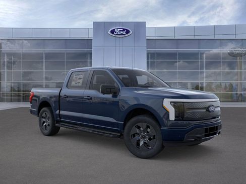 New 2025 Ford F150 Lightning Flash image 19