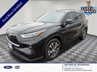 Used 2023 Toyota Highlander XLE AWD/4WD video 1