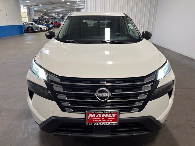 Used 2024 Nissan Rogue S FWD image 8