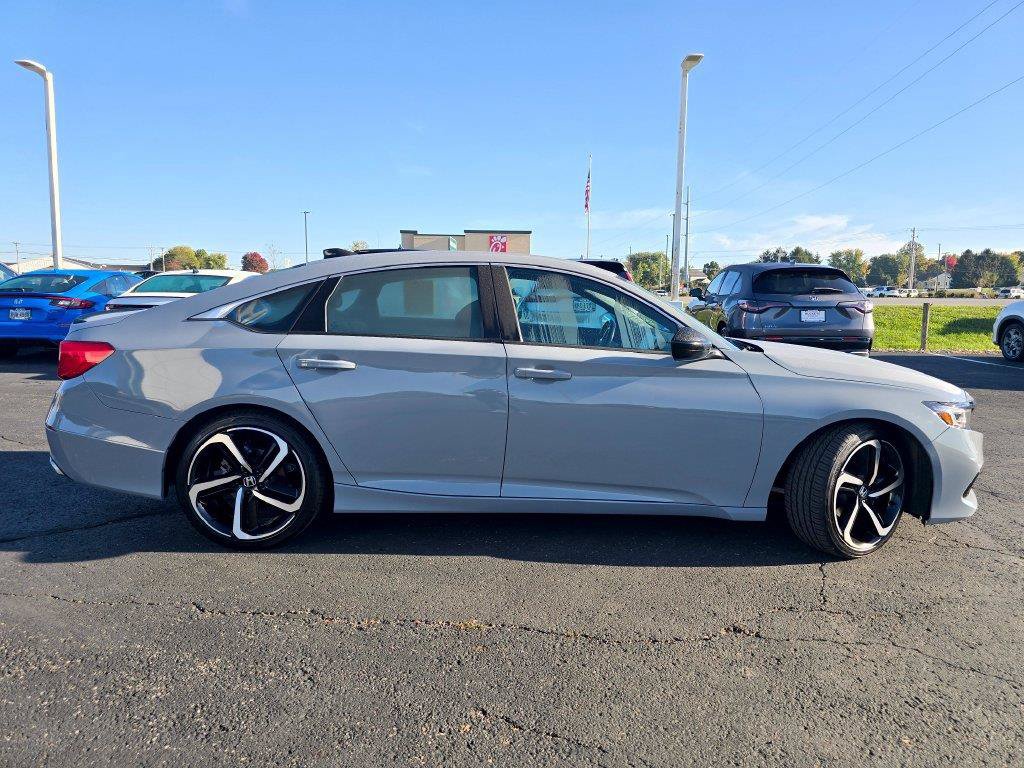 Used 2022 Honda Accord Sport image 9