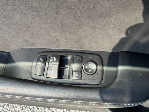 Used 2023 Dodge Challenger SRT Hellcat RWD image 19