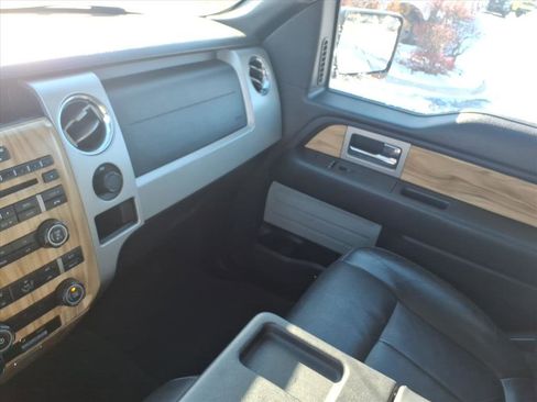 Used 2011 Ford F150 Lariat w/ Lariat Chrome Pkg image 18