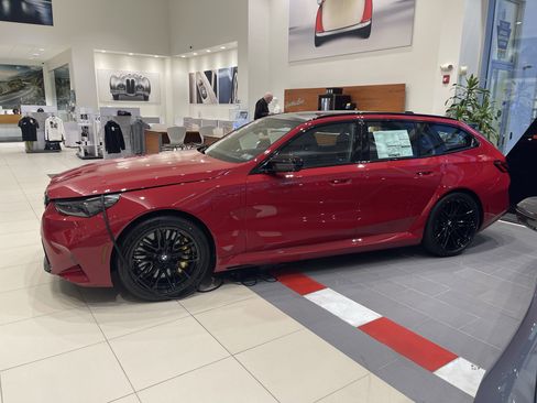 New 2026 BMW M5 Touring image 7