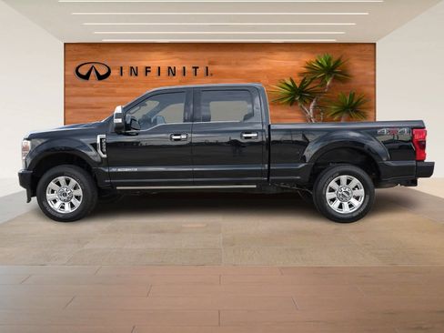 Used 2022 Ford F250 Platinum image 4