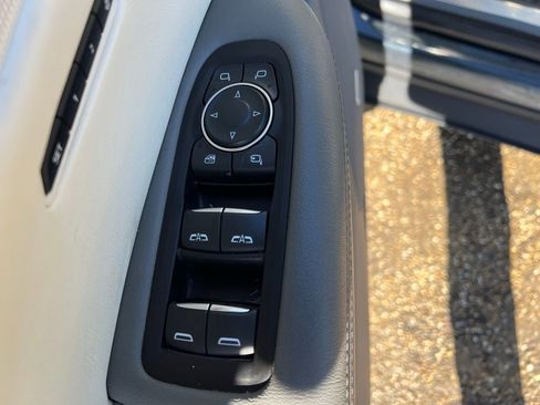 Used 2019 Cadillac XT5 Premium Luxury image 25