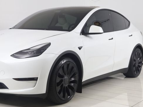 Used 2022 Tesla Model Y Performance AWD/4WD image 49
