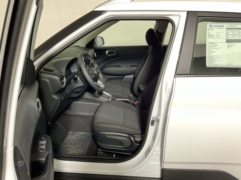 New 2026 Hyundai Venue SEL image 21