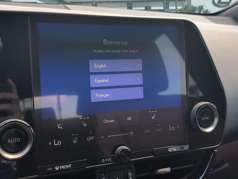 Used 2024 Lexus NX 250 FWD w/ Cold Area Package image 18