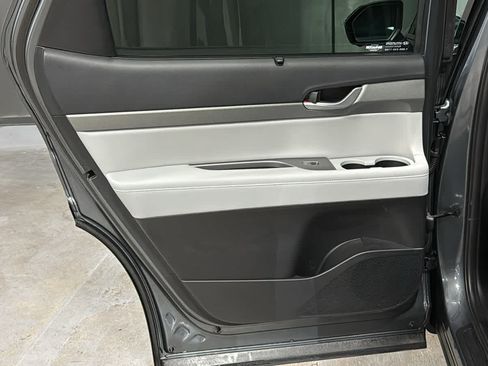 Used 2025 Hyundai Palisade SEL AWD/4WD image 20