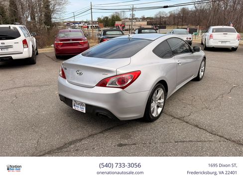 Used 2012 Hyundai Genesis 2.0T RWD image 6
