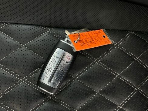 Used 2024 Genesis GV80 3.5T w/ Prestige Package image 45