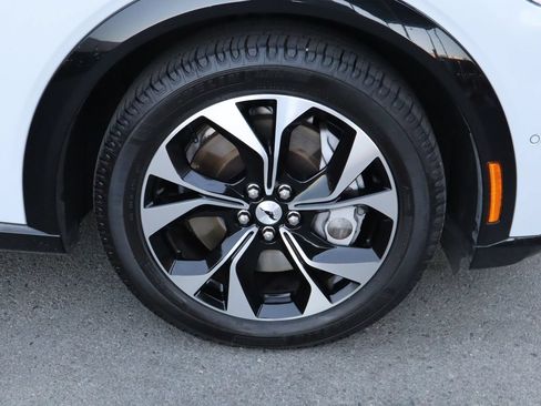 Used 2022 Ford Mustang Mach-E Premium RWD image 10