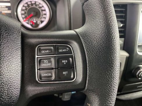 Used 2018 RAM 1500 Express RWD image 14