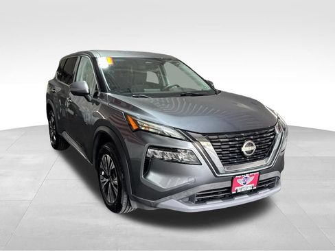 Used 2021 Nissan Rogue SV AWD/4WD image 3