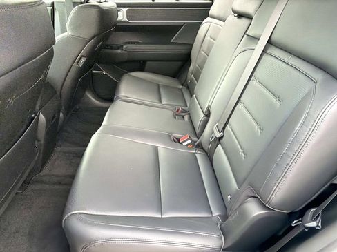 Used 2024 Hyundai Santa Fe Limited FWD image 16