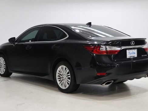Used 2017 Lexus ES 350 w/ Accessory Package 2 FWD image 5