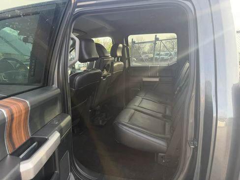 Used 2015 Ford F150 Lariat AWD/4WD image 32