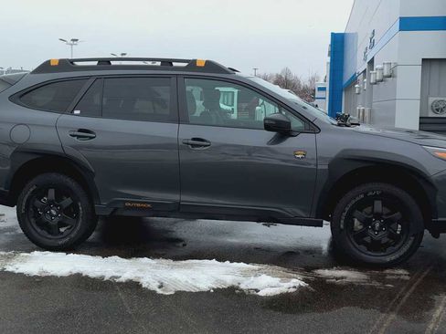 Used 2024 Subaru Outback Wilderness image 9