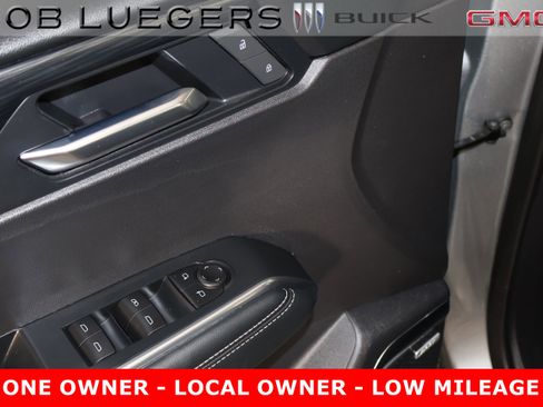 Certified 2025 GMC Acadia Elevation w/ Super Cruise Package image 9