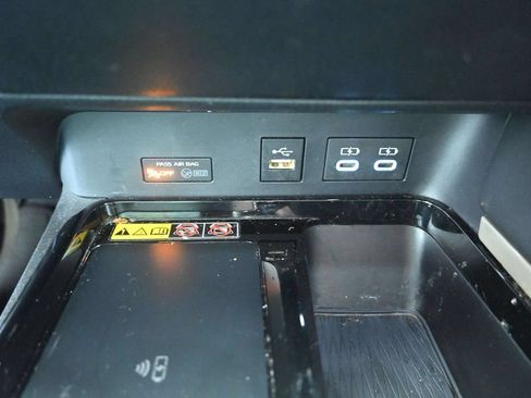 Used 2025 Toyota Camry XSE w/ Premium Package FWD image 27