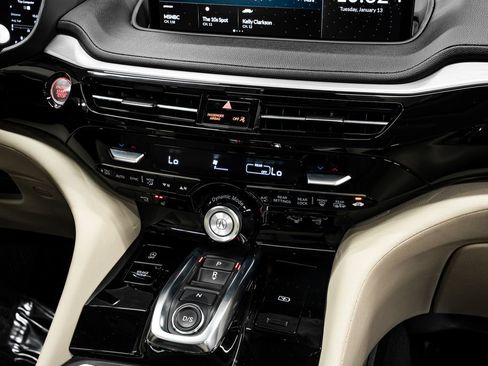 Certified 2024 Acura MDX SH-AWD image 16