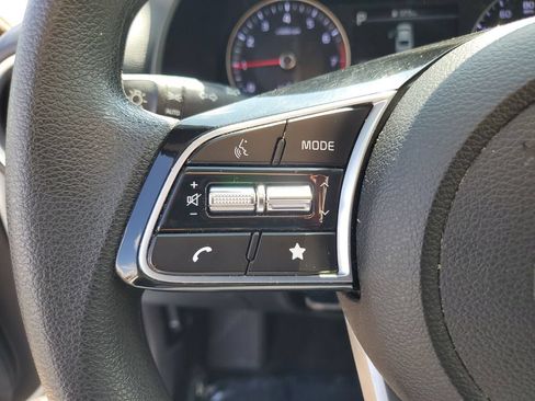 Used 2023 Kia Forte LXS FWD image 11
