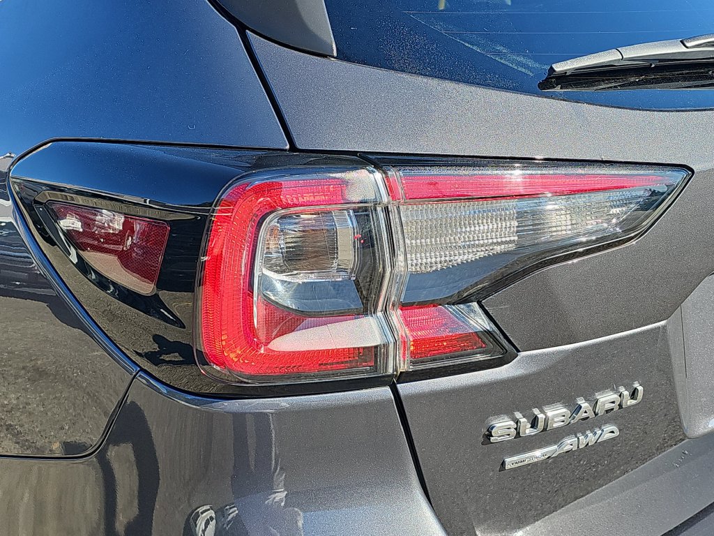 Used 2023 Subaru Outback Limited XT AWD/4WD image 17