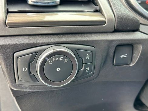 Certified 2017 Ford Fusion SE w/ Equipment Group 602A image 12