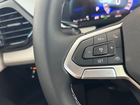 New 2026 Volkswagen Taos S FWD image 21